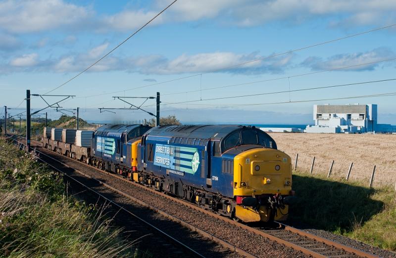 Tractors and flasks 2: 37194 leads 37688 as they head south to Grantshouse loop to run round with 6M50. 29 September 201.. Photo of Tractors and flasks 2