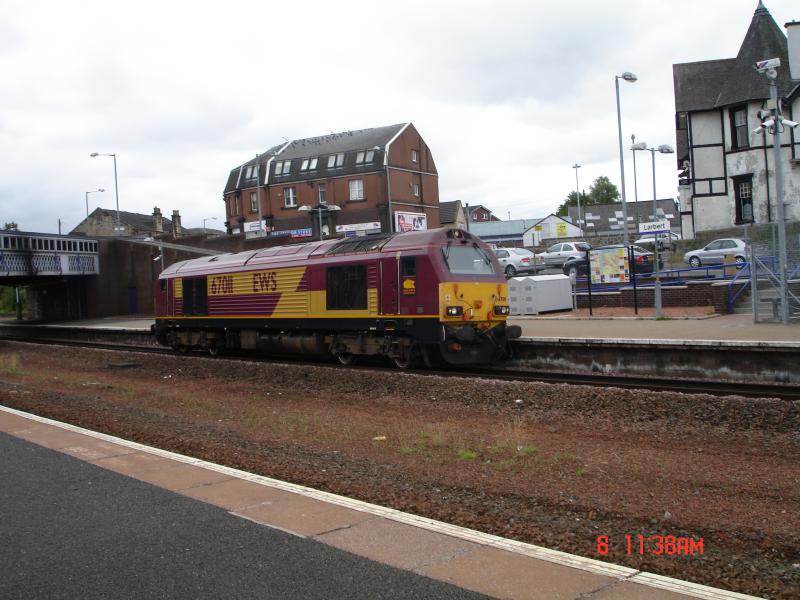 DSC00612.JPG: 67011 north bound l.e. through Larbert Photo of DSC00612.JPG