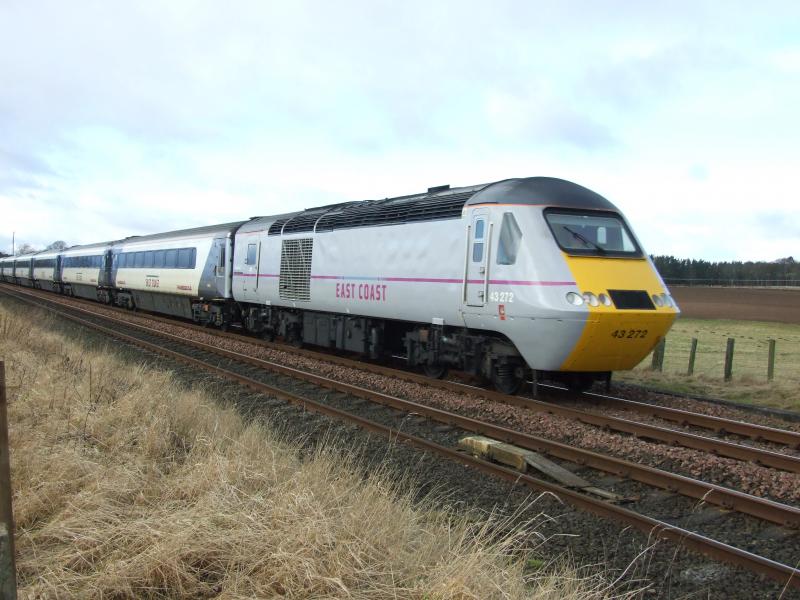 43272: 43272 at Bow of Fife Photo of 43272
