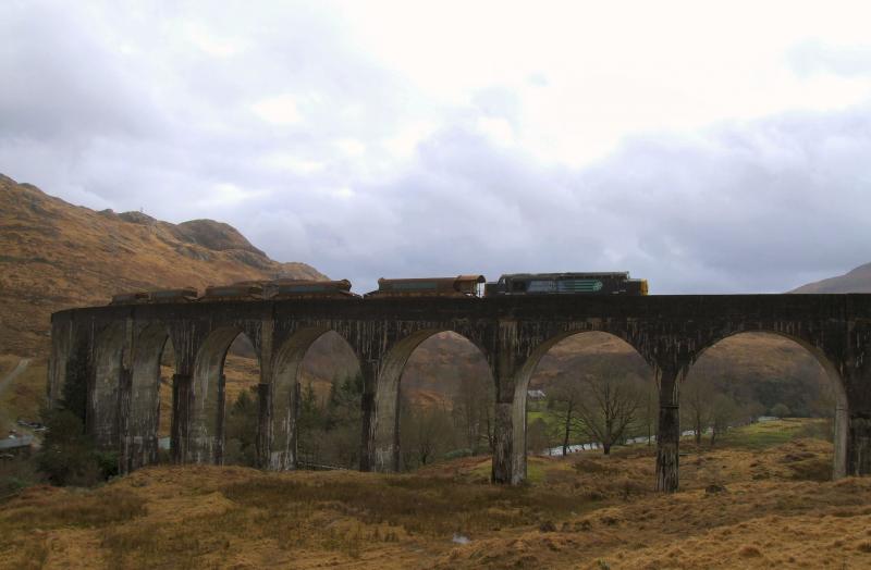 37688 with 6K20 on Glenfinnan Viaduct: 37688 with 6K20 on Glenfinnan Viaduct Photo of 37688 with 6K20 on Glenfinnan Viaduct
