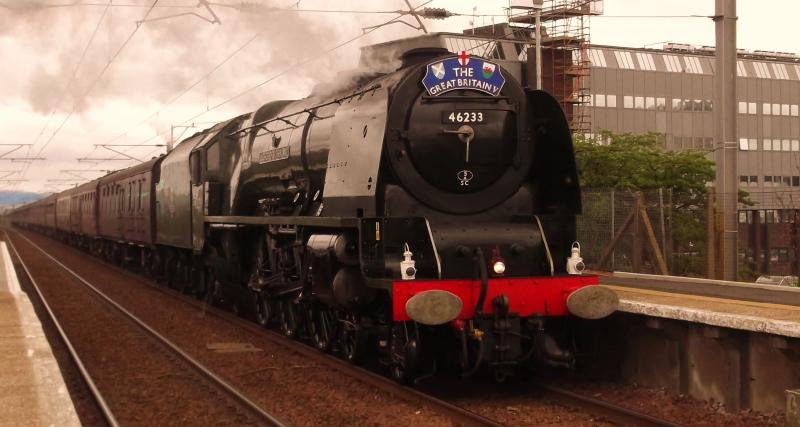 46233 Duchess of Sutherland.JPG: 46233 Duchess Of Sutherland crawling through Irvine April 26th, 2011. Photo of 46233 Duchess of Sutherland.JPG