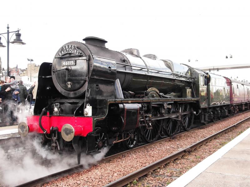 Scots Guardsman at Stirling: Scots Guardsman at Stirling on 28th April 2012. Working 1Z46 Linlithgow to Inverkeithing The Forth Circle charter. Photo of Scots Guardsman at Stirling