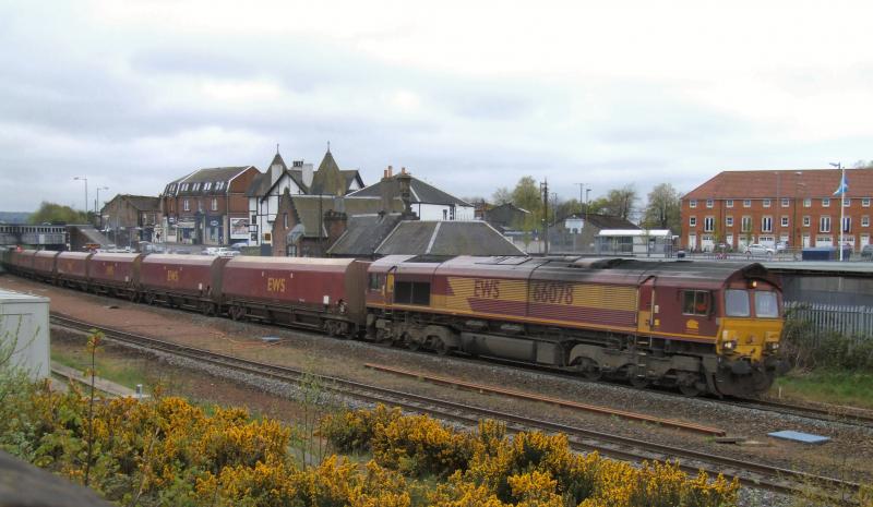 66078 passes Larbert with 6G08. 30.4.12: 66078 passes Larbert with 6G08. 30.4.12 Photo of 66078 passes Larbert with 6G08. 30.4.12
