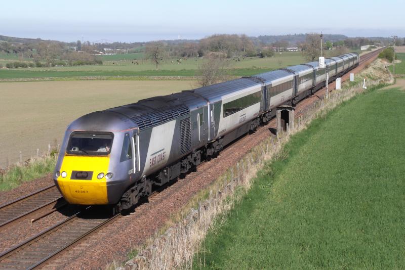 1S15 Highland Chieftain at Park Farm 03-05-12: Power Cars: 43367 + 43302 Photo of 1S15 Highland Chieftain at Park Farm 03-05-12