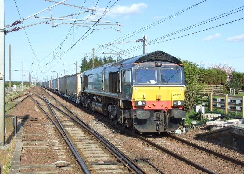 66426 on 4S49 at Drem: Photo of 66426 on 4S49 at Drem