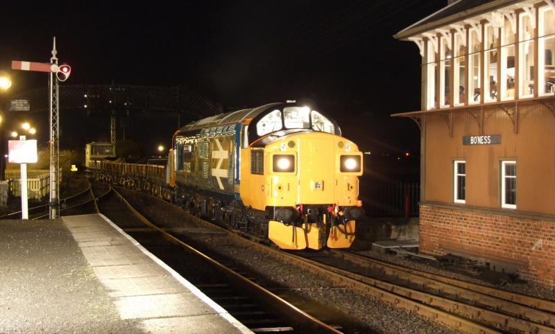 37025: inverness tmd 37025 at bo'ness at the photo shoot 29/12/07 Photo of 37025