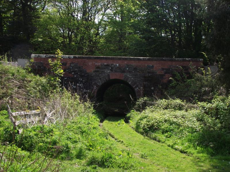Bonnie wee bridge between Inverness and Allanfearn.: Bonnie wee bridge between Inverness and Allanfearn. Photo of Bonnie wee bridge between Inverness and Allanfearn.