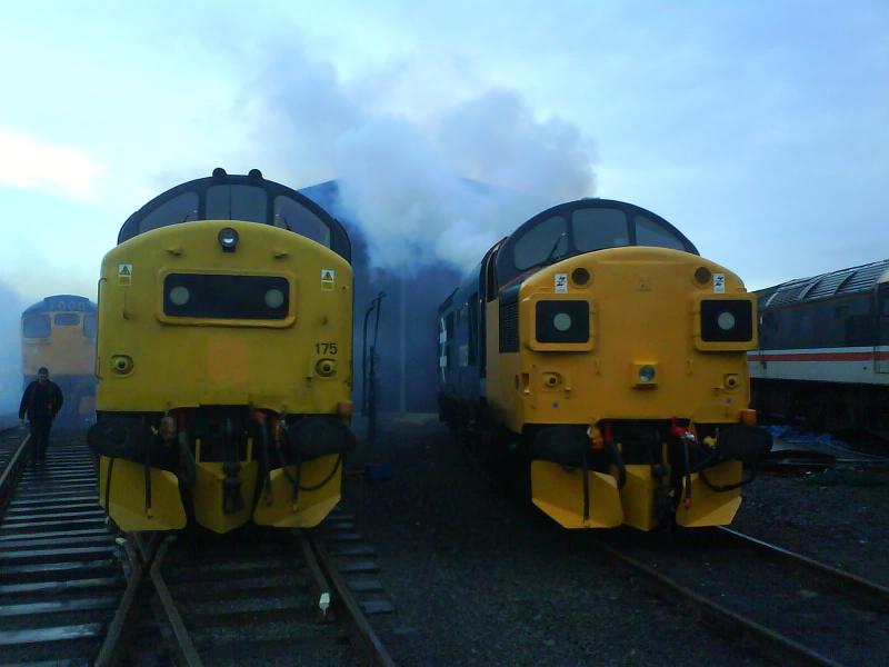 37025 and 37175: 37025 shortly after startup before the tractor day on the 29/12/07 Photo of 37025 and 37175
