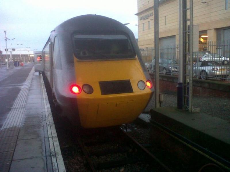 43319: 43319 before departure of the 0940 Inverness - london kings cross Highland cheftain service. Photo of 43319