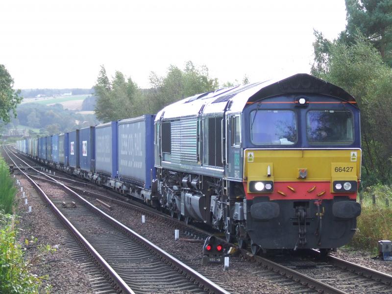 4A13 with 66427approaches Ladybank : 4A13 with 66427 approaches Ladybank Sat 29 Sept 2012 Photo of 4A13 with 66427approaches Ladybank