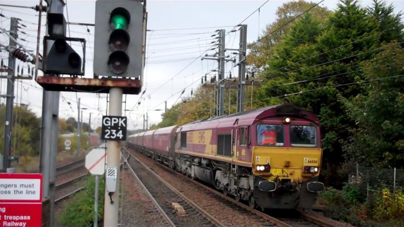 66080: 66080 through Kilwinning with 4J06 Photo of 66080