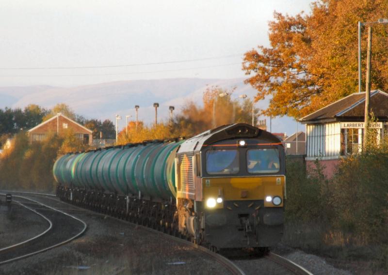 66847 passes Larbert North with 6N72 Linkswood - Grangemouth: 66847 passes Larbert North with 6N72 Linkswood - Grangemouth Photo of 66847 passes Larbert North with 6N72 Linkswood - Grangemouth