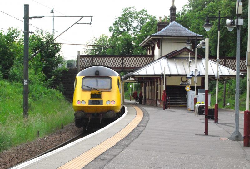 NMT @ Maxwell Park: The NMT passes through Maxwell park towards Newton from Glasgow Central on Tue 25/06/13 Photo of NMT @ Maxwell Park