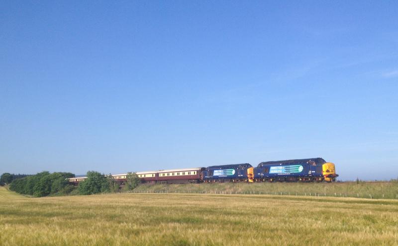 37425 37423 20/07/13 Northern Belle Evanton: Photo of 37425 37423 20/07/13 Northern Belle Evanton