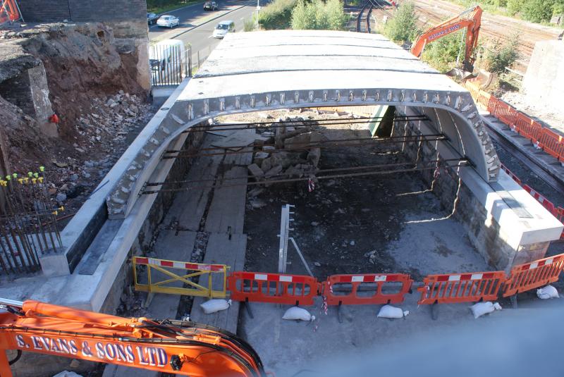 Some Con-arch sections were placed last night at Span 5 Shore Road: 5no Con-arch sections were placed last night at Span 5 Shore Road. 10.09.13 Photo of Some Con-arch sections were placed last night at Span 5 Shore Road
