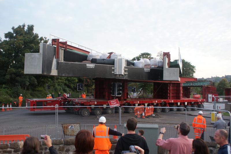 Heavy Plant Crossing - not half: The sign at Causewayhead says Photo of Heavy Plant Crossing - not half