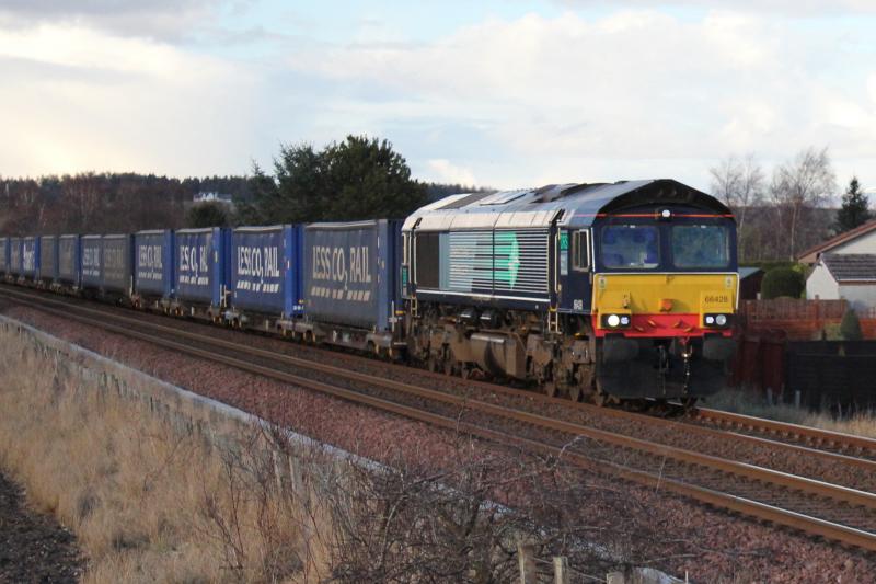 66428-4D47-Inverness-Mossend: Passing Luncarty heading south Photo of 66428-4D47-Inverness-Mossend