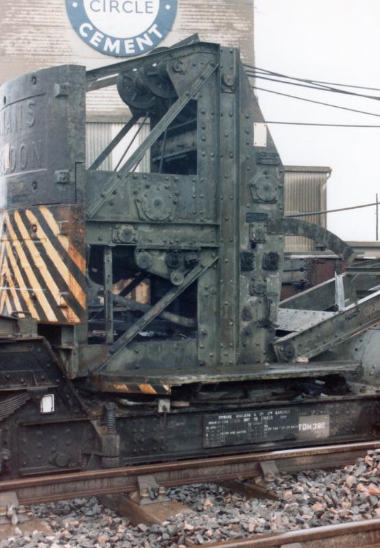 ADM382: Cowans & Sheldon manual crane Photo of ADM382