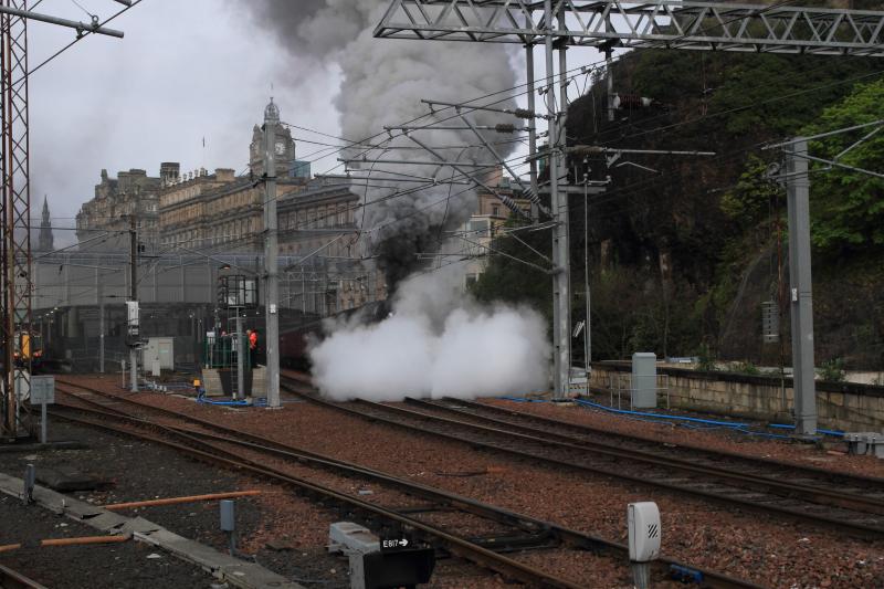 60009 on 1Z28 in a cloud of steam: 60009 on 1Z28 09.33 Edinburgh to London Kings Cross leaving Plat 1 Waverley with the both cylinder cocks open on 04/05/2014 Photo of 60009 on 1Z28 in a cloud of steam