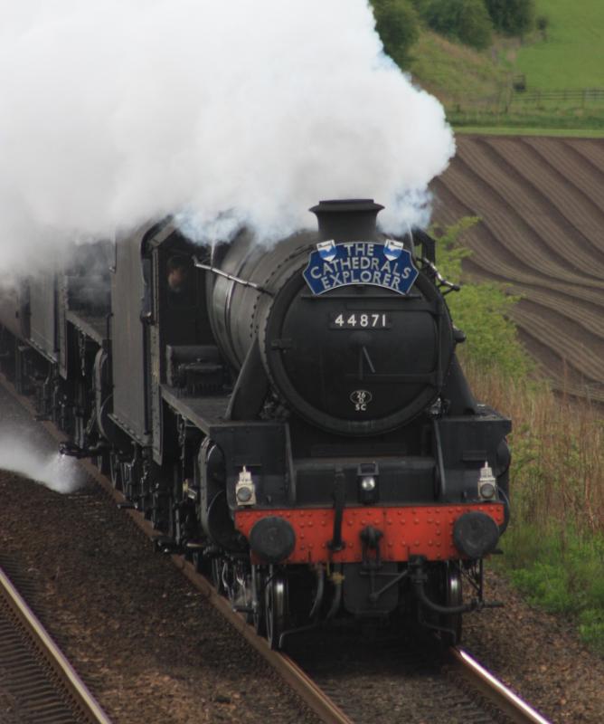 The cathedrals explorer: 44871 with 45407 in tow make a great sight on Falkland road bank . Photo of The cathedrals explorer