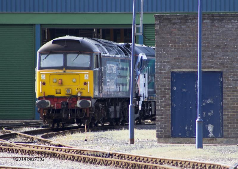 47802 with 68005: Cant help but think that these buffers dont belong Photo of 47802 with 68005