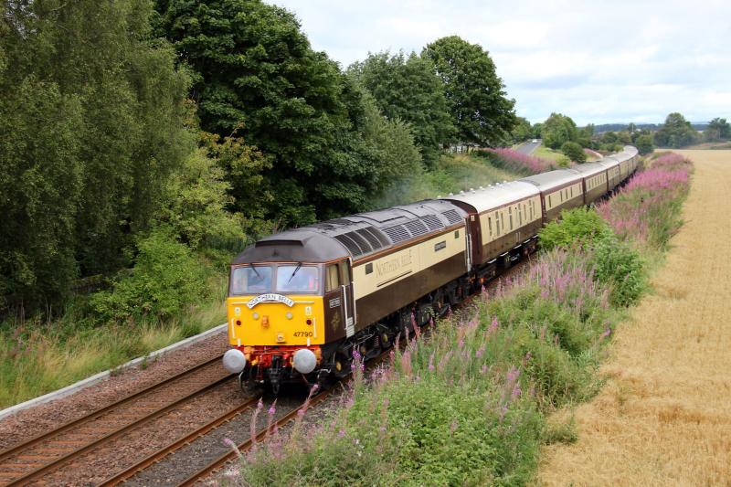 1Z22 - INV - KGX - Northern Belle: 47790 leading south at Waulkmill Bridge Luncarty Photo of 1Z22 - INV - KGX - Northern Belle