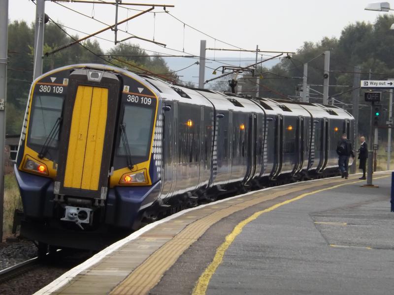 380109: 380109 on Ayr to Edinburgh run about to depart platform 2 Carstairs 3/9/14 10:20 Photo of 380109