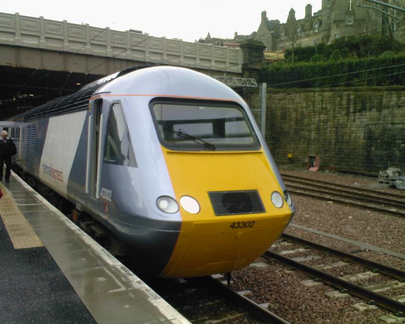 43302: 43302 at Waverley - The Highland Chieftain. Photo of 43302