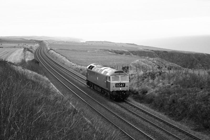47270 0Z47 Limpet Mill October 2009 / 1970: Route learner, was dull so made black and white Photo of 47270 0Z47 Limpet Mill October 2009 / 1970