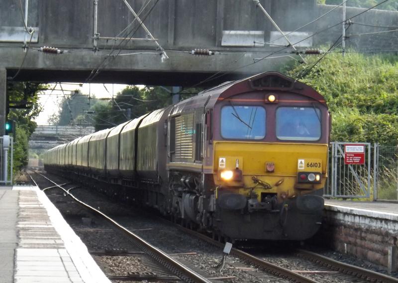 Kilwinning Clipper: A Class 66 arrives at Kilwinning on a warm summer evening in July 2014. Photo of Kilwinning Clipper