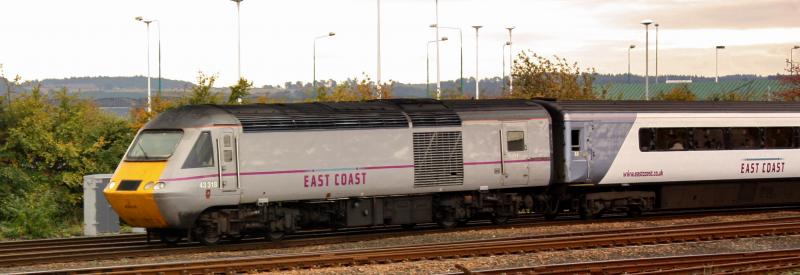 43318 at dundee 28.09.14.: Photo of 43318 at dundee 28.09.14.