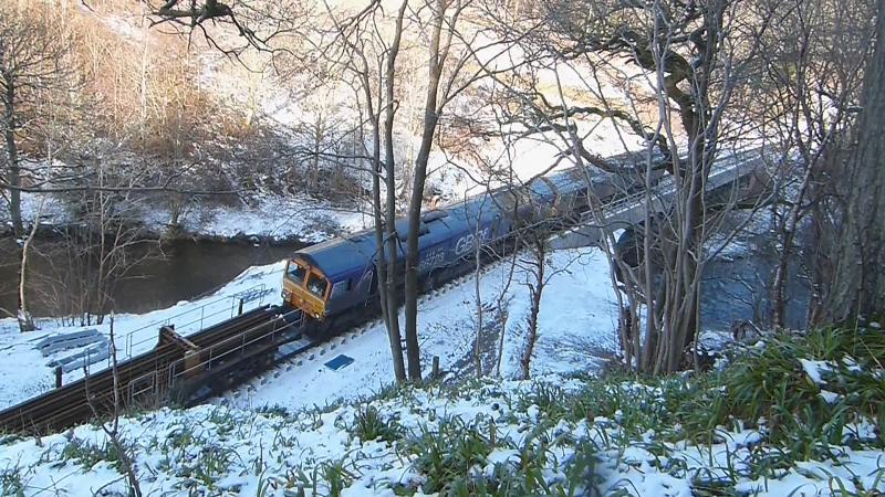 GBRf locos over the bridge.: 66723 / 66747 propelling the rail train over the bridge just before the short tunnel. Photo of GBRf locos over the bridge.