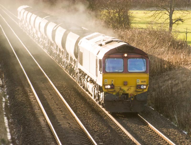 66115: 66115 on 6K05 at Forgandenny 66097 is on the rear. 01/02/15 Photo of 66115