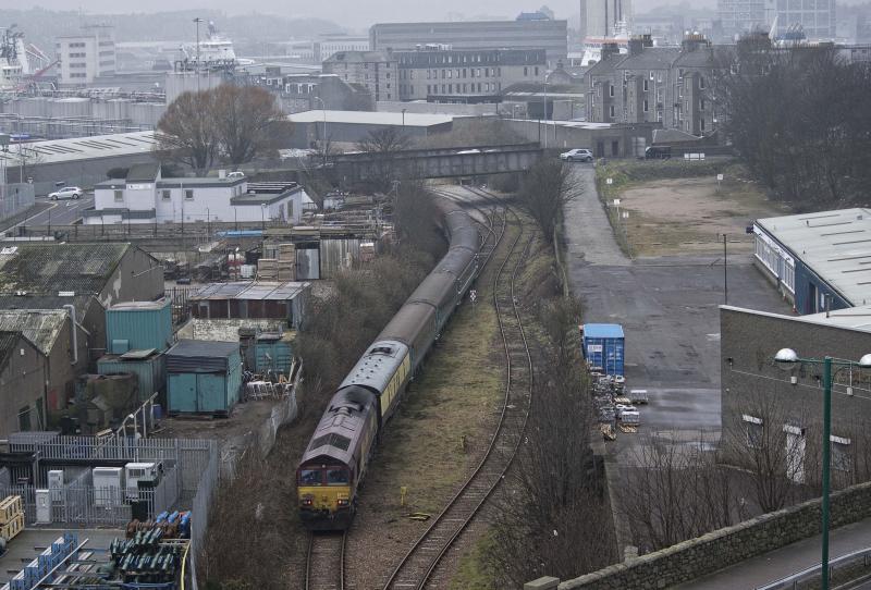 66086 BRINGS UP REAR WATERLOO BRANCH.jpg: GNS REVIVER 15.2.15 Photo of 66086 BRINGS UP REAR WATERLOO BRANCH.jpg