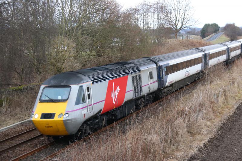 43299_leading Highland Chieftain south: Luncarty 05/03 Photo of 43299_leading Highland Chieftain south