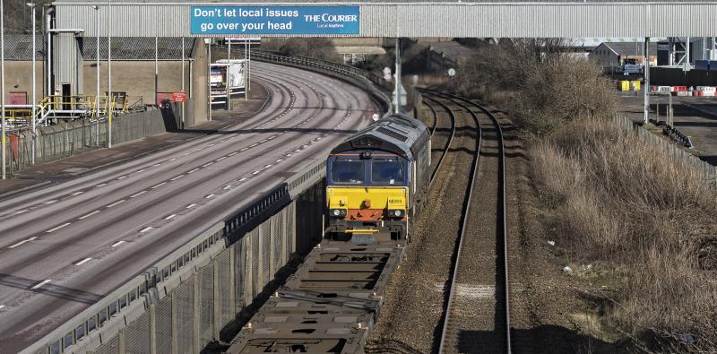 66305 DUNDEE (2).jpg: Photo of 66305 DUNDEE (2).jpg