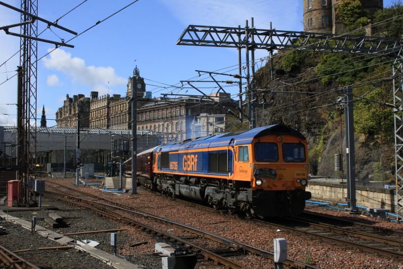 1H85: 66735 on 1H85 13.46 Edinburgh to Spean bridge via the Sub leaving Platform 2 Waverley on 01/05/2015 Photo of 1H85