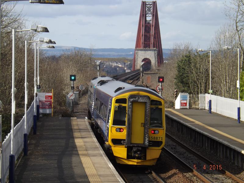 DSCF2463.JPG: Engineering Excellence - I travel regularly over the Forth Rail Bridge, always marvelled by it. Photo of DSCF2463.JPG