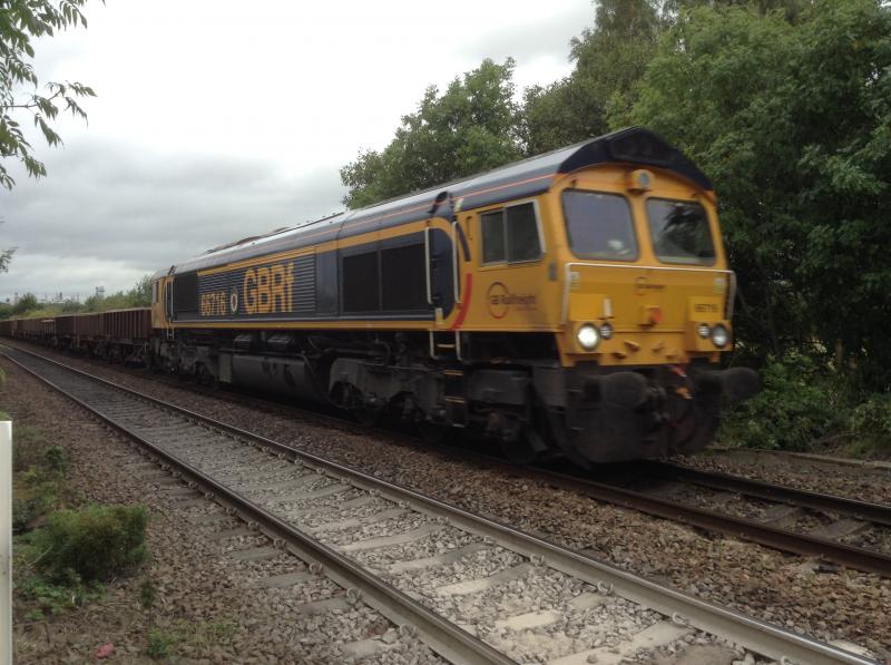 Class 66: Class 66 66716 through Stirling at 14.54 on 20/09/15 Photo of Class 66