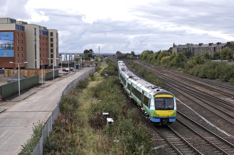 158710-170414 DUNDEE 18.10.15 .jpg: HEADING FOR EDINBURGH Photo of 158710-170414 DUNDEE 18.10.15 .jpg