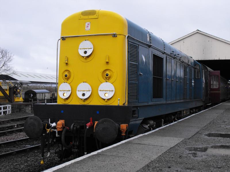 20020 on 1130 Bo'ness to Manuel: 20020 on 1130 to Manuel. Photo of 20020 on 1130 Bo'ness to Manuel