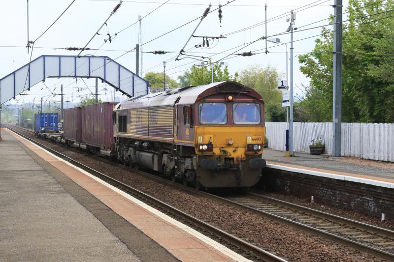4S99: 66013 on 4S99 Tees Dock to Mossend uroterminal passing through Slateford Station on 09/05/2010 Photo of 4S99