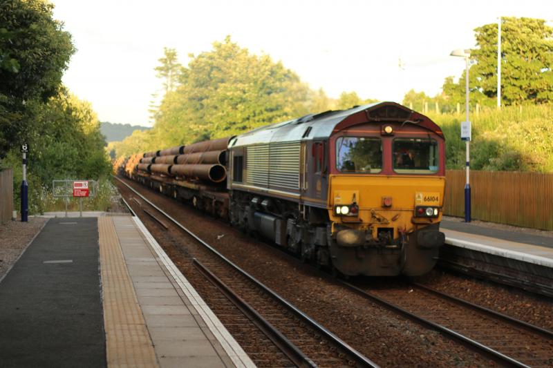 6X88: 66104 6X88 Hartlepool - Inverness passing Rosyth 5/7/16 Photo of 6X88