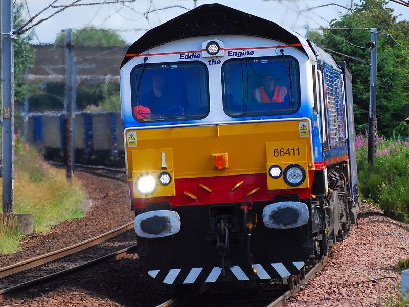 Eddie going NB: 66411 going NB Photo of Eddie going NB