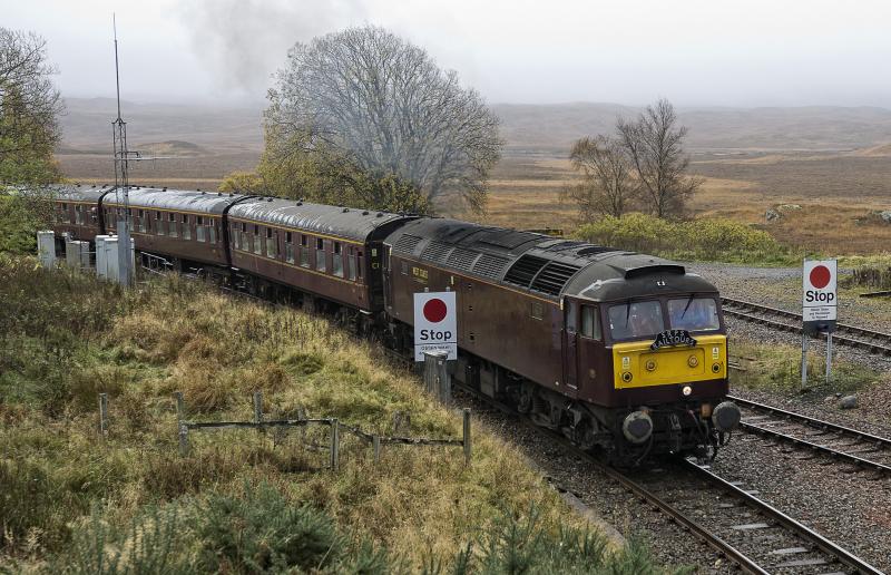 47826 ARRIVES AT RANNOCH WITH THE SRPS TOUR 29.10.16.jpg: Photo of 47826 ARRIVES AT RANNOCH WITH THE SRPS TOUR 29.10.16.jpg