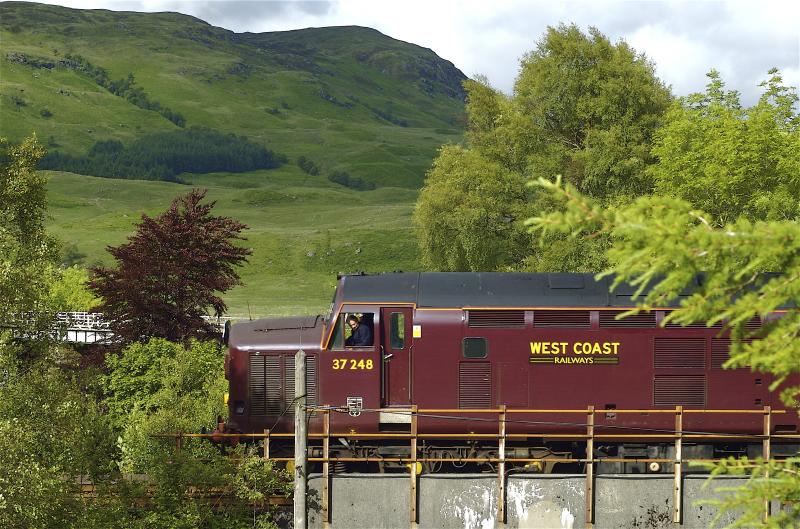 Crianlarich Tractor: WCRC 37248 departing Crianlarich with 1Z56 08:55 Saltburn to Oban on 20th June 2008. Photo of Crianlarich Tractor