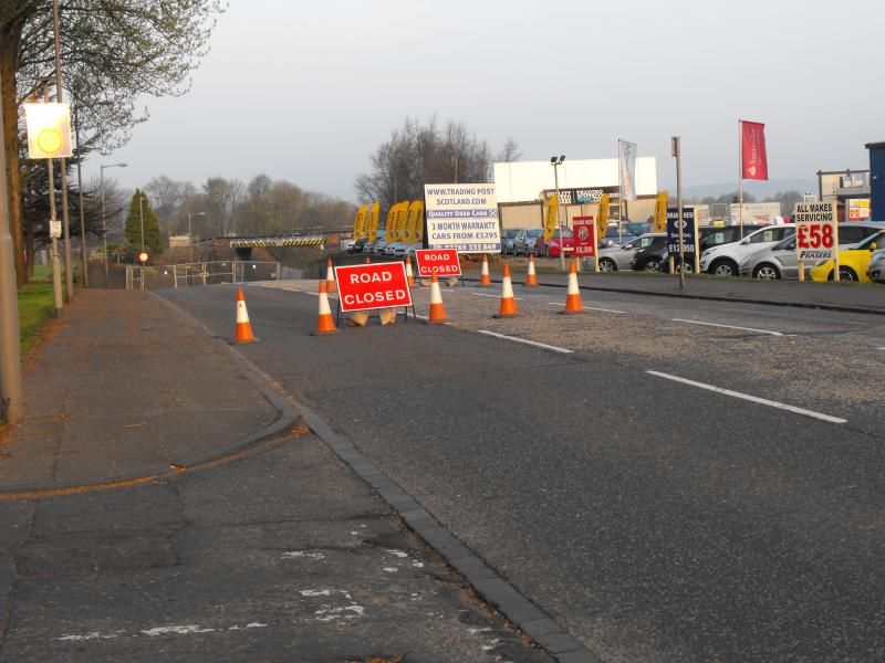 Carmuirs rail bridge: Road closure now in place from 10pm Saturday. At Carmuirs rail bridge. Photo of Carmuirs rail bridge