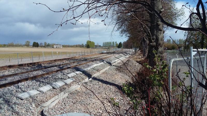 Top Line Improvements: Aberdeen to Inverness Improvements Forres 15-04-17
Extended loop looking East from between Whites Removals level x/ing and Sewage Works level x/ing. Live line in the foreground Photo of Top Line Improvements