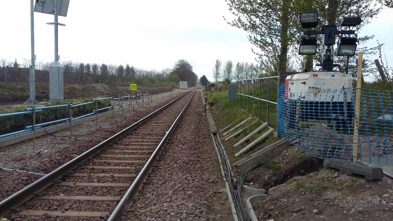 Top Line Improvements: Aberdeen to Inverness Improvements Forres 15-04-17
Looking West from Christies Market Garden level x/ing. start of extended loop can be seen on the right adjacent to the large grey kiosk Photo of Top Line Improvements