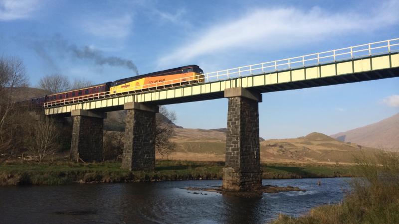 47739 1Z72 010517 Crianlarich : Photo of 47739 1Z72 010517 Crianlarich